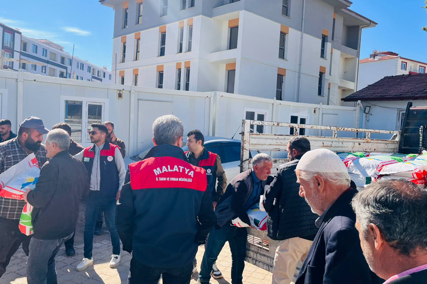Malatya'daki üreticilere yem bitkisi tohumu desteği