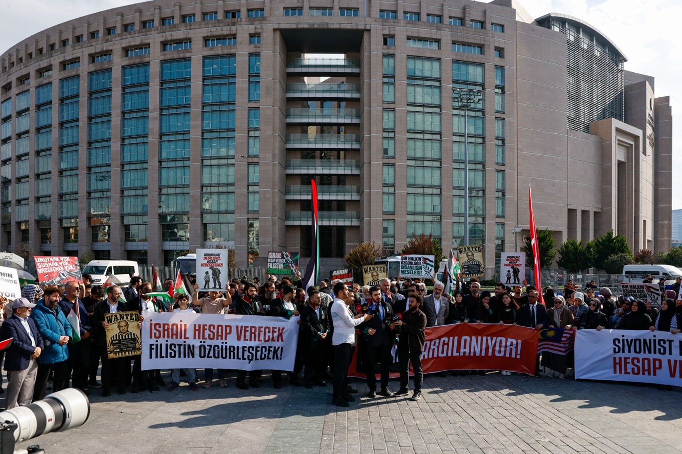 İşgal rejimine karşı açılan davalar İstanbul'da görülmeye başlandı