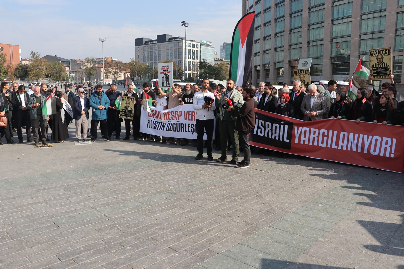 İşgal rejimine karşı açılan davalar İstanbul'da görülmeye başlandı
