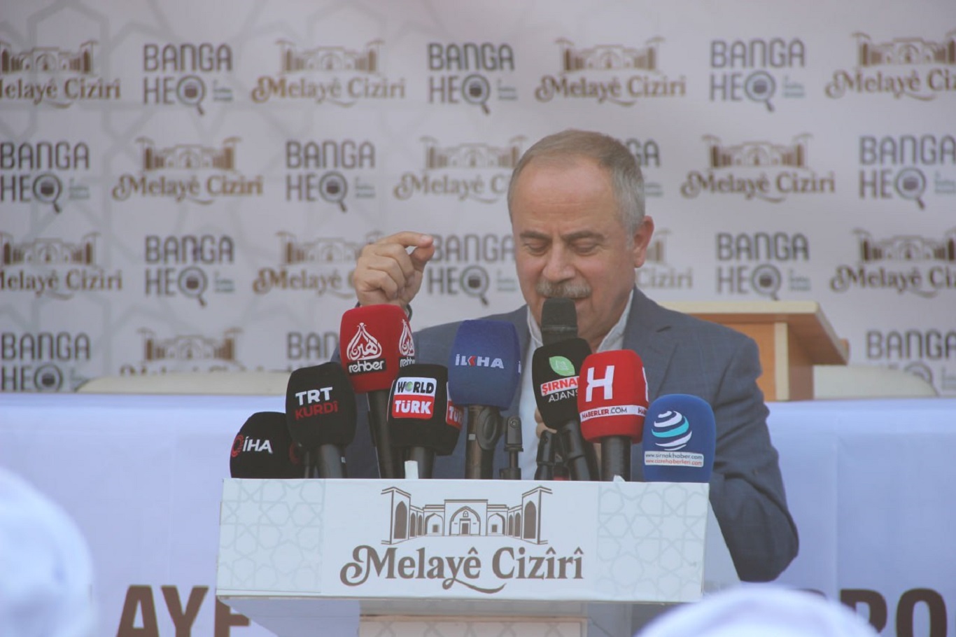 "Hayalden Hakikate Melayê Cizîrî"