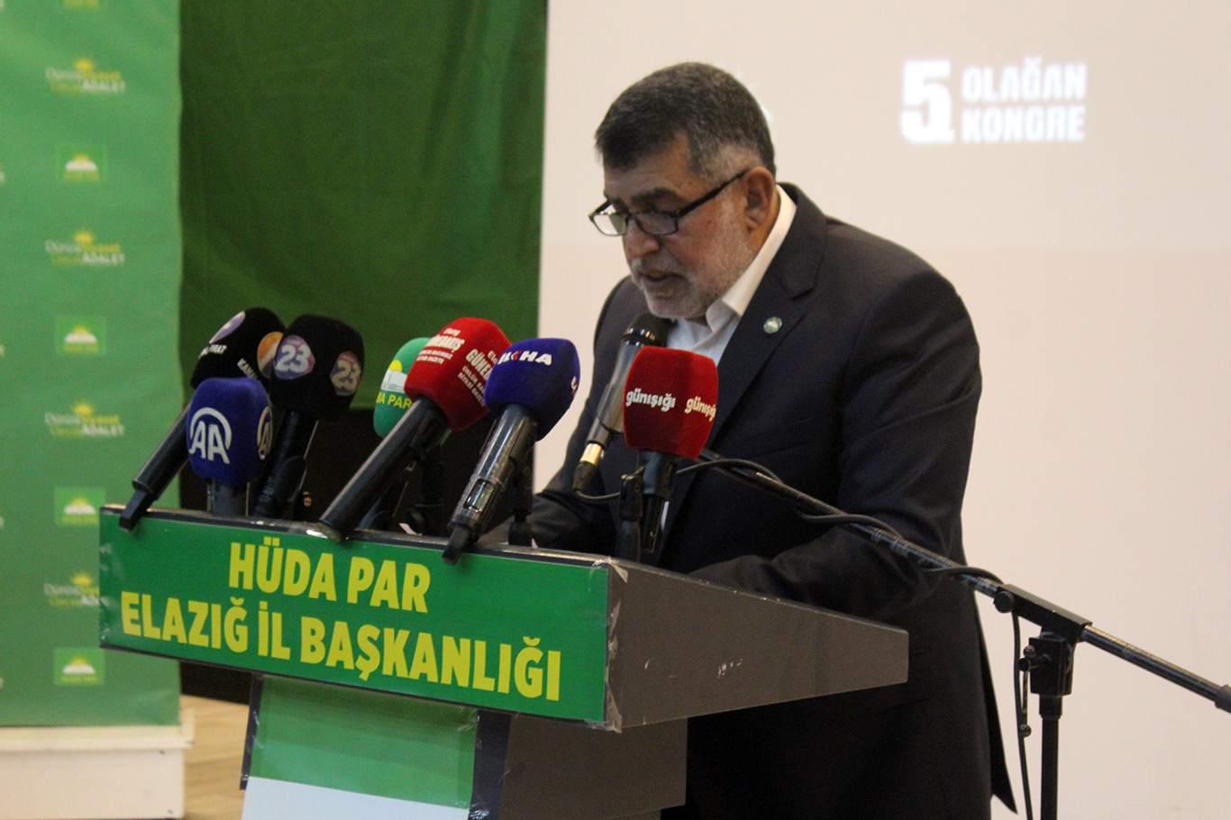 HÜDA PAR Elazığ İl Başkanı Suiçer: Siyaset, insanın derdine sırtını dönmek değil, o derde çözüm aramaktır