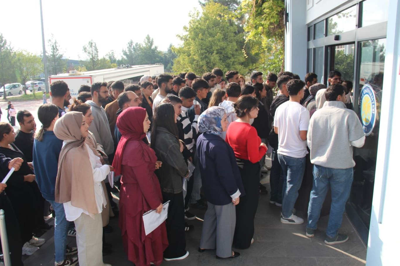 Diyarbakır’da KPSS ortaöğretim sınavı başladı