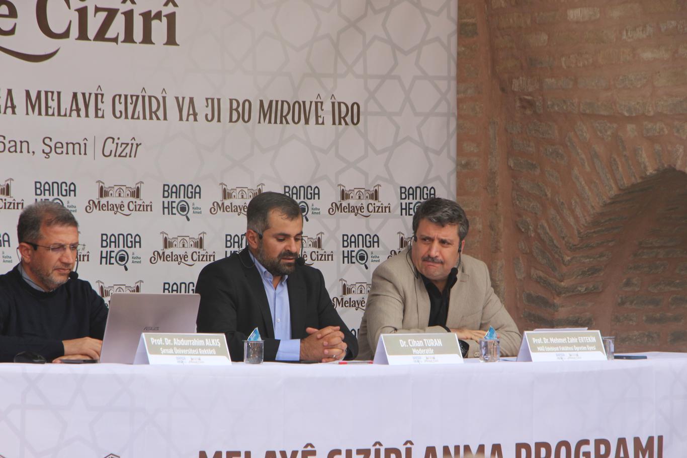 Melayê Cizîrî’yi anma programına katılanlar: Bu tür programlar, ilim ve irfanımıza yeniden dönmemiz açısından çok önemli