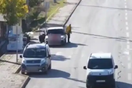 Denetimi fark edince yolcuyla yer değiştiren ehliyetsiz sürücüye 80 bin lira ceza