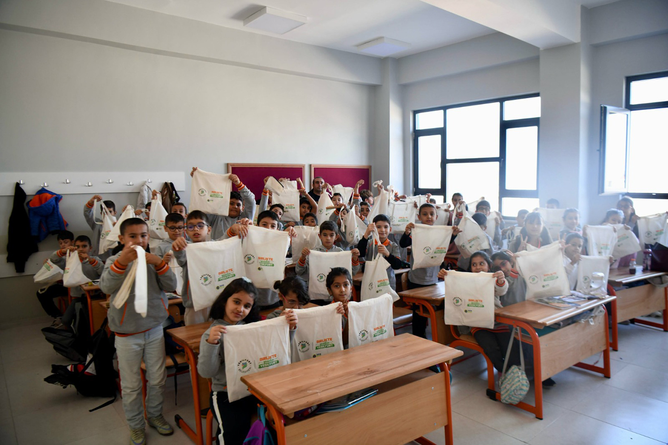 Yeşilyurt'ta öğrencilere sıfır atık ve iklim değişikliği eğitimi