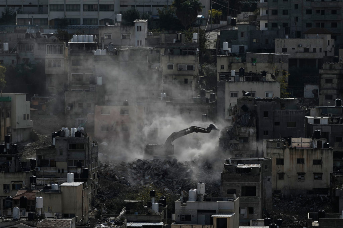 Israeli assault displaces nearly 4,000 Palestinians in occupied al-Khalil