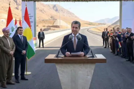 Mesrûr Barzanî: Wezîfeya me ew e ku di xizmetê de cudahîyê nekin