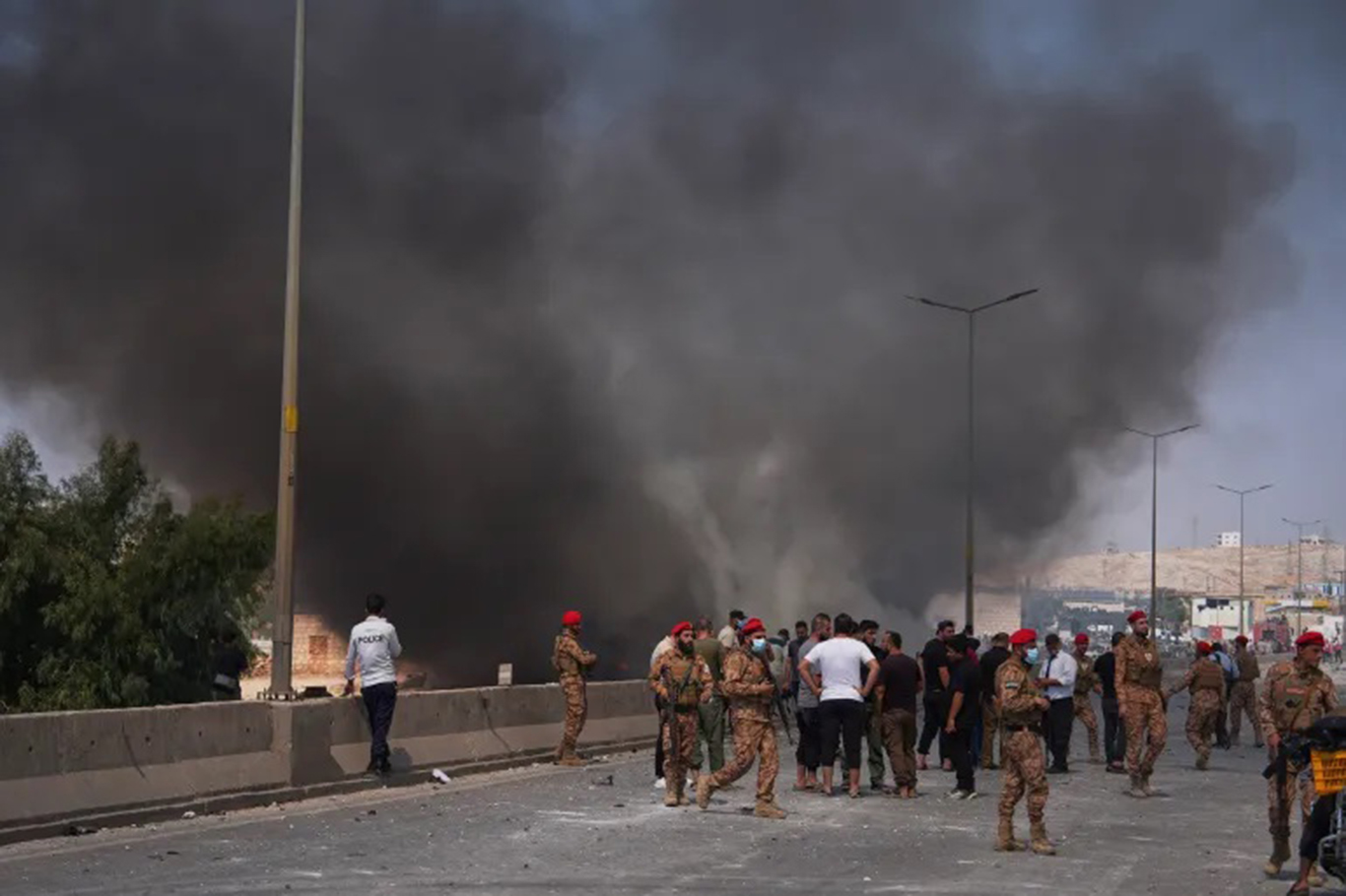 انفجار في مستودع للذخيرة بمدينة سراقب السورية