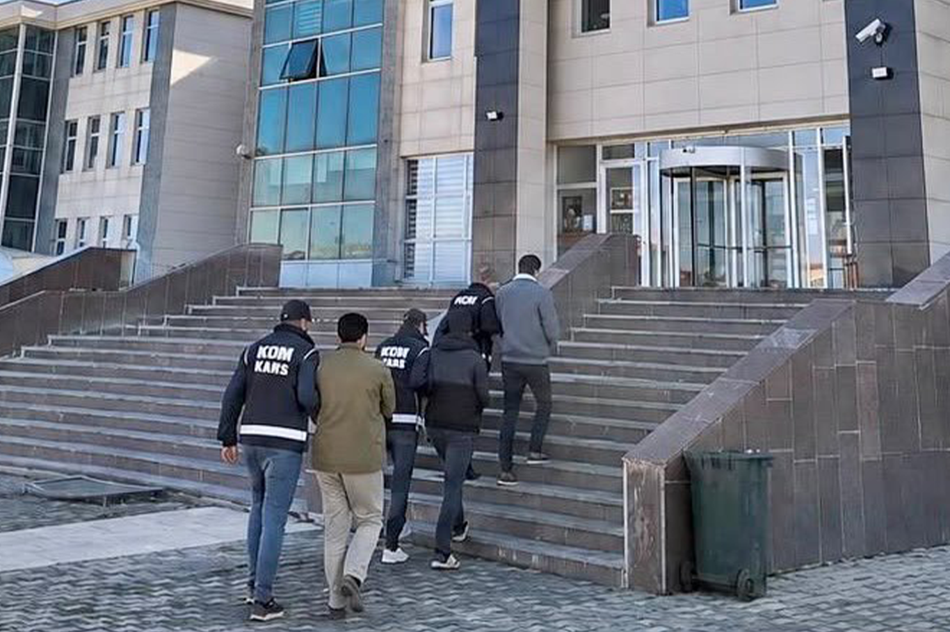 Kars merkezli zimmet ve sahtecilik operasyonunda 2 kişi tutuklandı