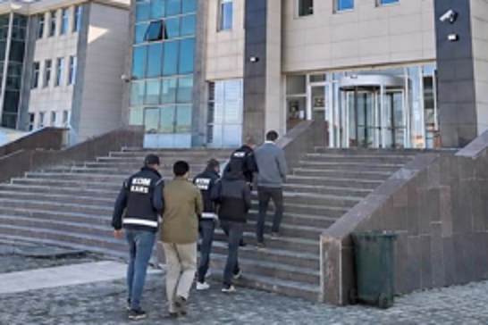 Kars merkezli zimmet ve sahtecilik operasyonunda 2 kişi tutuklandı