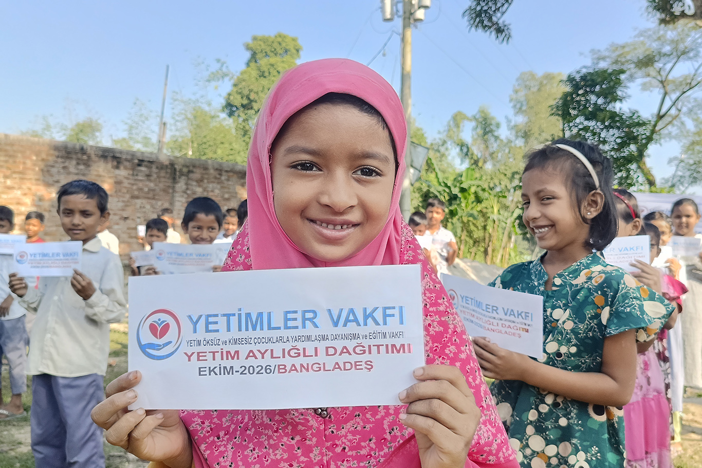 Yetimler Vakfı'ndan Bangladeş'te yetim çocuklara ekim ayı desteği
