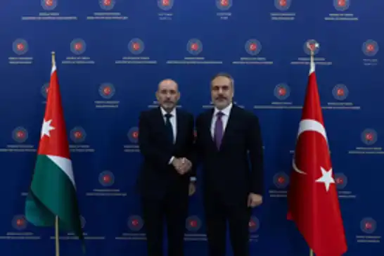 Bakan Fidan Ürdünlü mevkidaşı Safadi ile görüştü