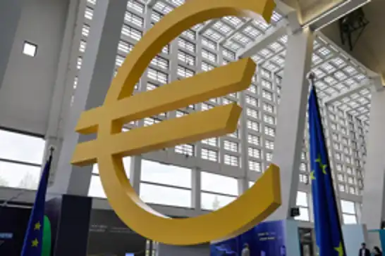 Avrupa Merkez Bankası  temel politika faizini sabit tuttu