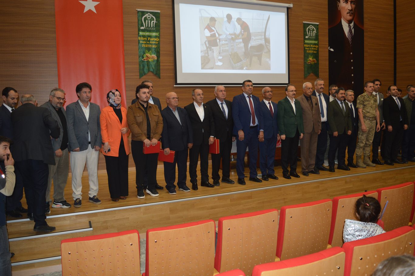 Siirt fıstığında yeni hedef: Üretim 50 bin tona çıkarılacak
