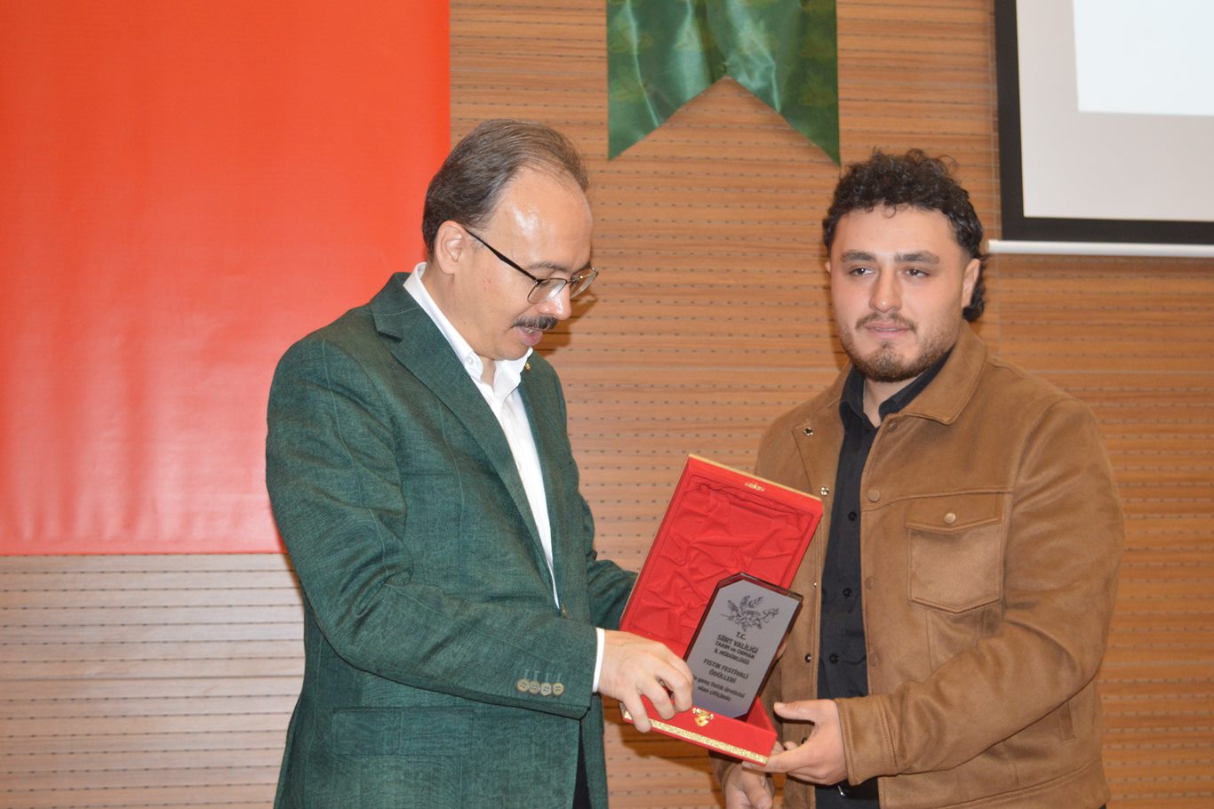 Siirt fıstığında yeni hedef: Üretim 50 bin tona çıkarılacak