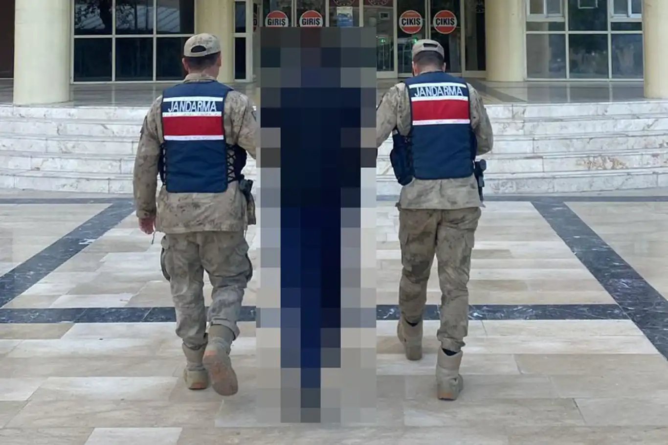 Şanlıurfa'da 15 yıl 7 ay hapis cezası bulunan hükümlü yakalandı