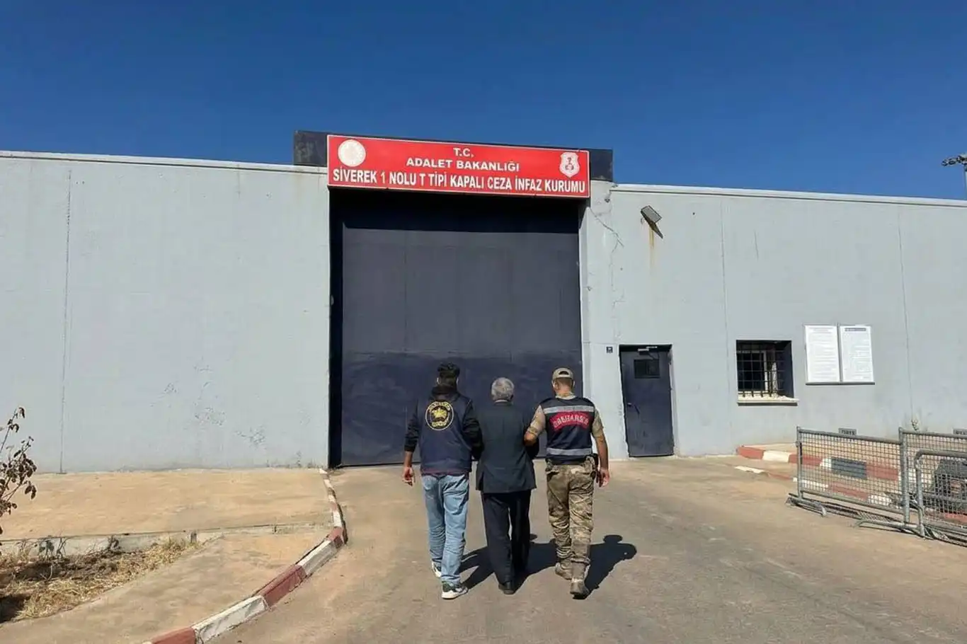 Şanlıurfa'da 8 yıl 9 ay hapis cezası bulunan hükümlü yakalandı