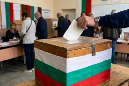 Bulgaristan'da cumhurbaşkanı seçiminin ikinci turu yarın yapılacak