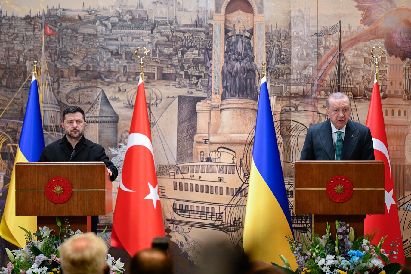 Cumhurbaşkanı Erdoğan: Barışa giden yolda elimizden gelen gayreti göstermeye hazırız