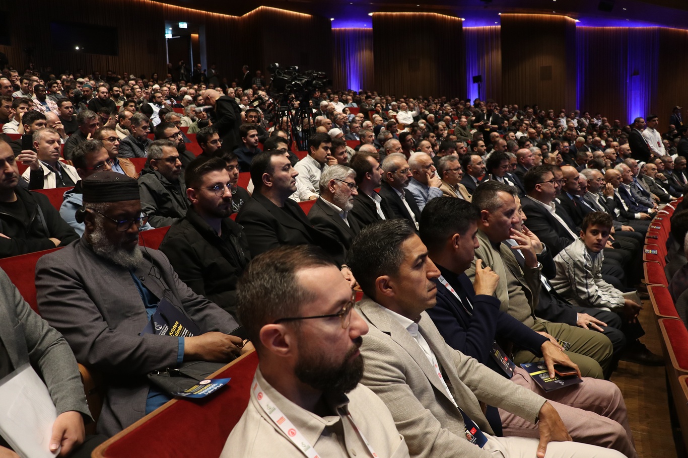 "13. Uluslararası Bediüzzaman Sempozyumu" İstanbul'da başladı