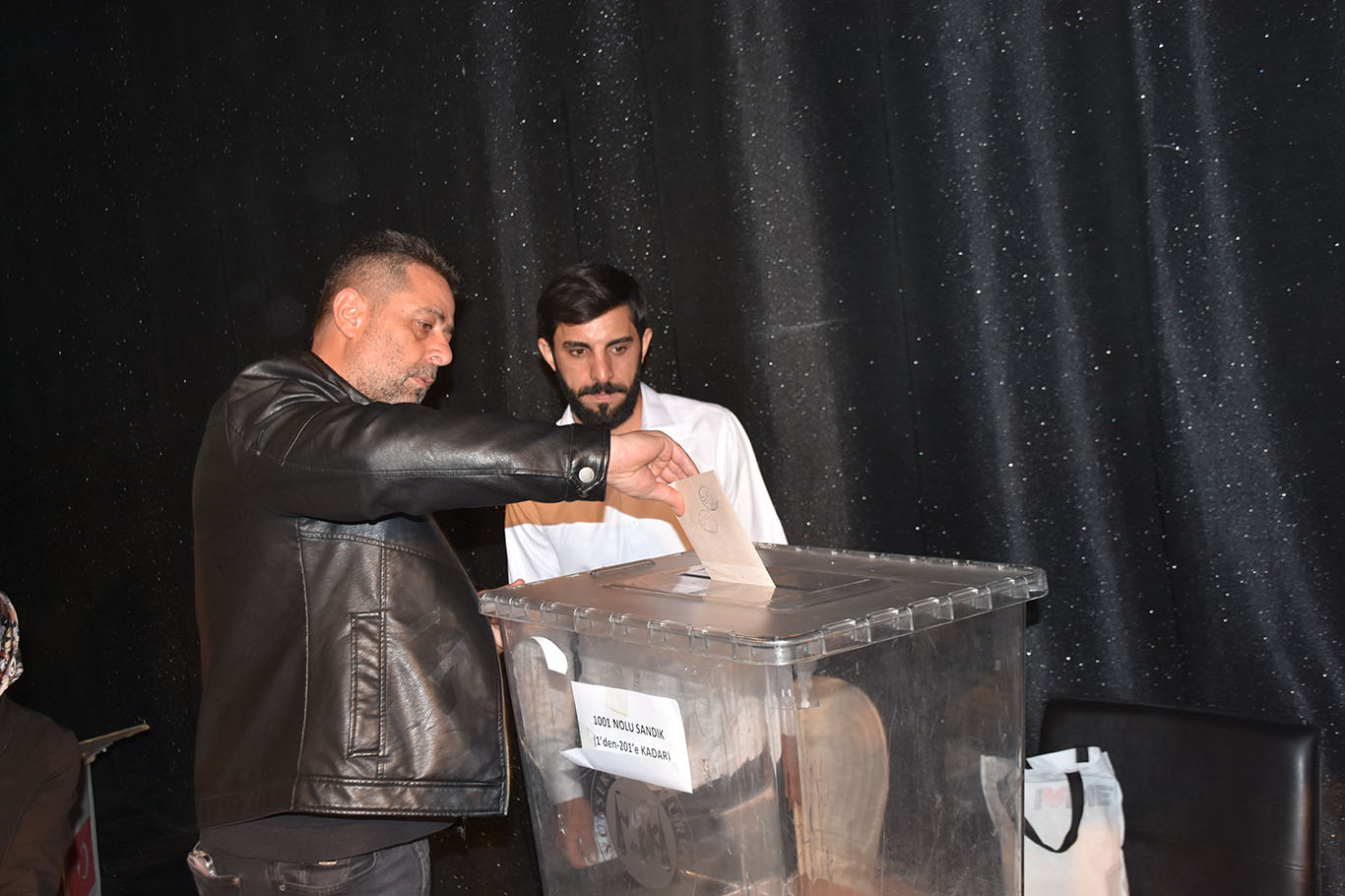 Şehzade Demir'den kardeşlik mesajları