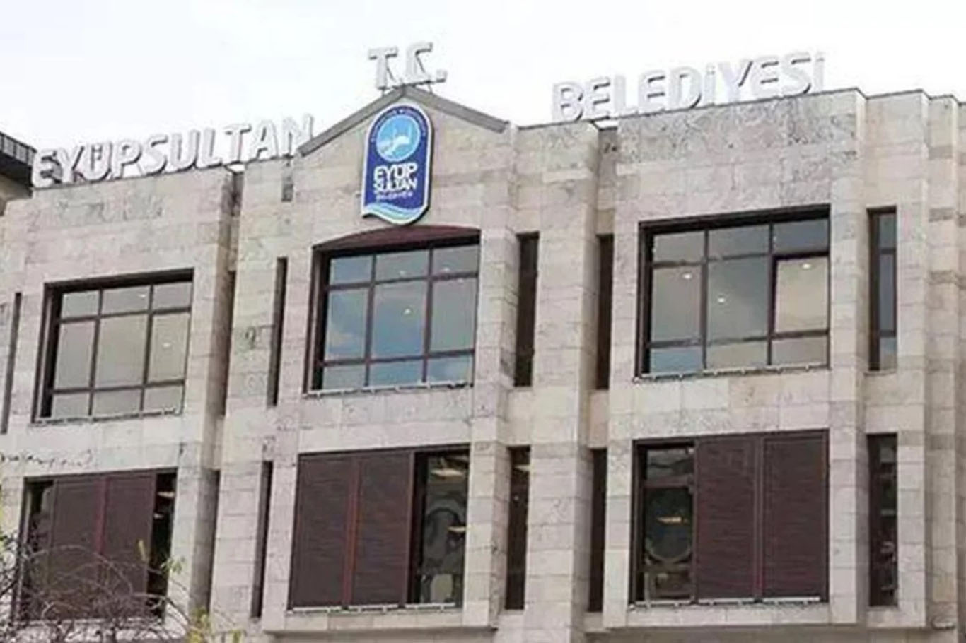 CHP'li Eyüpsultan Belediyesi soruşturmasında 13 tutuklama