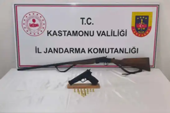 Kastamonu'da bir şüphelinin evinden silah ve mühimmat çıktı