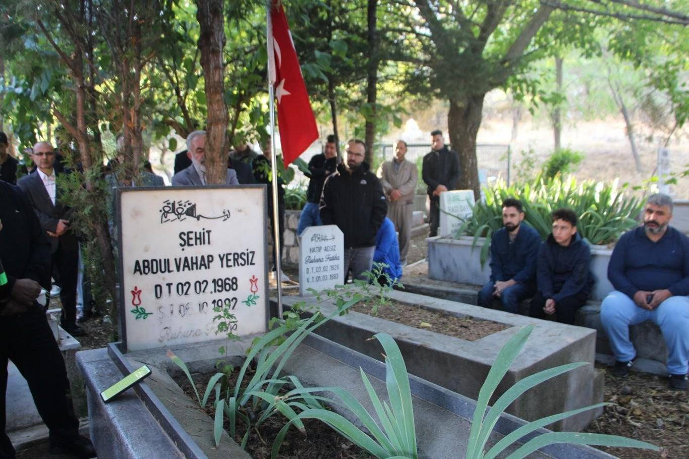 Şehadet mektebinin öğretmeni Abdulvahap Yersiz kabri başında yad edildi