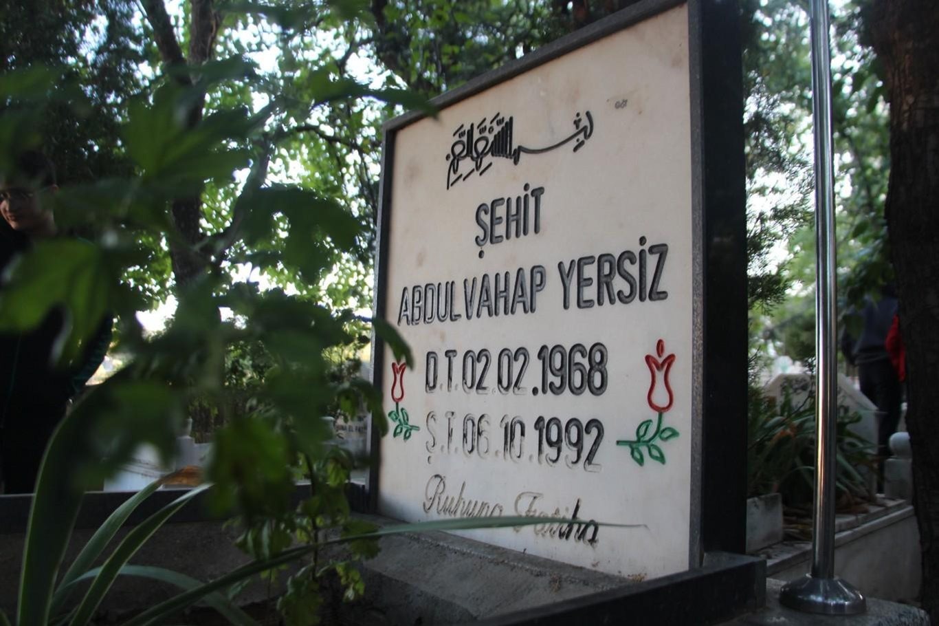 Mamosteyê Dibistana Şehîdan Abdulvahap Yersîz, li ser gora xwe hat bîranîn