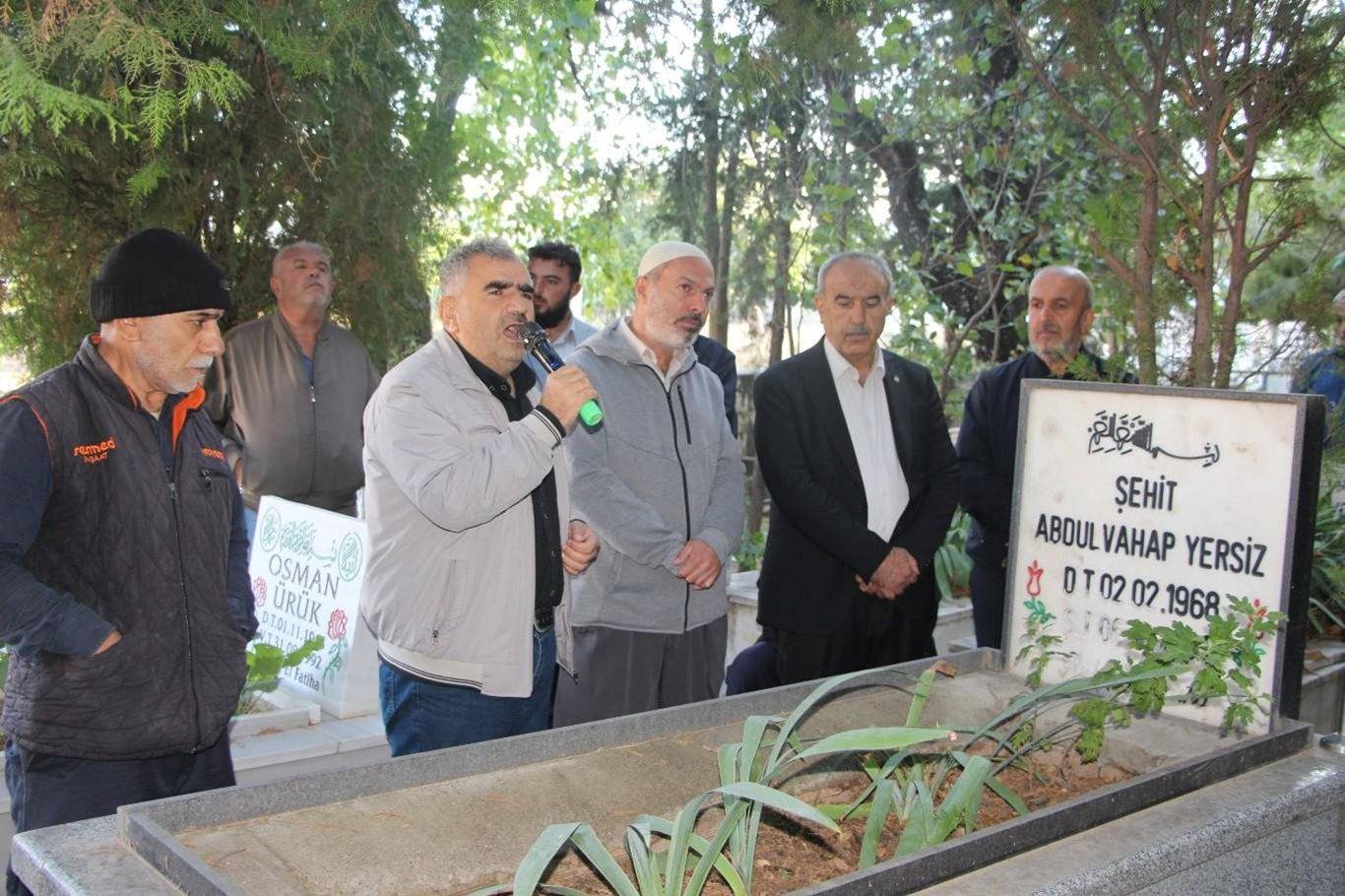Mamosteyê Dibistana Şehîdan Abdulvahap Yersîz, li ser gora xwe hat bîranîn