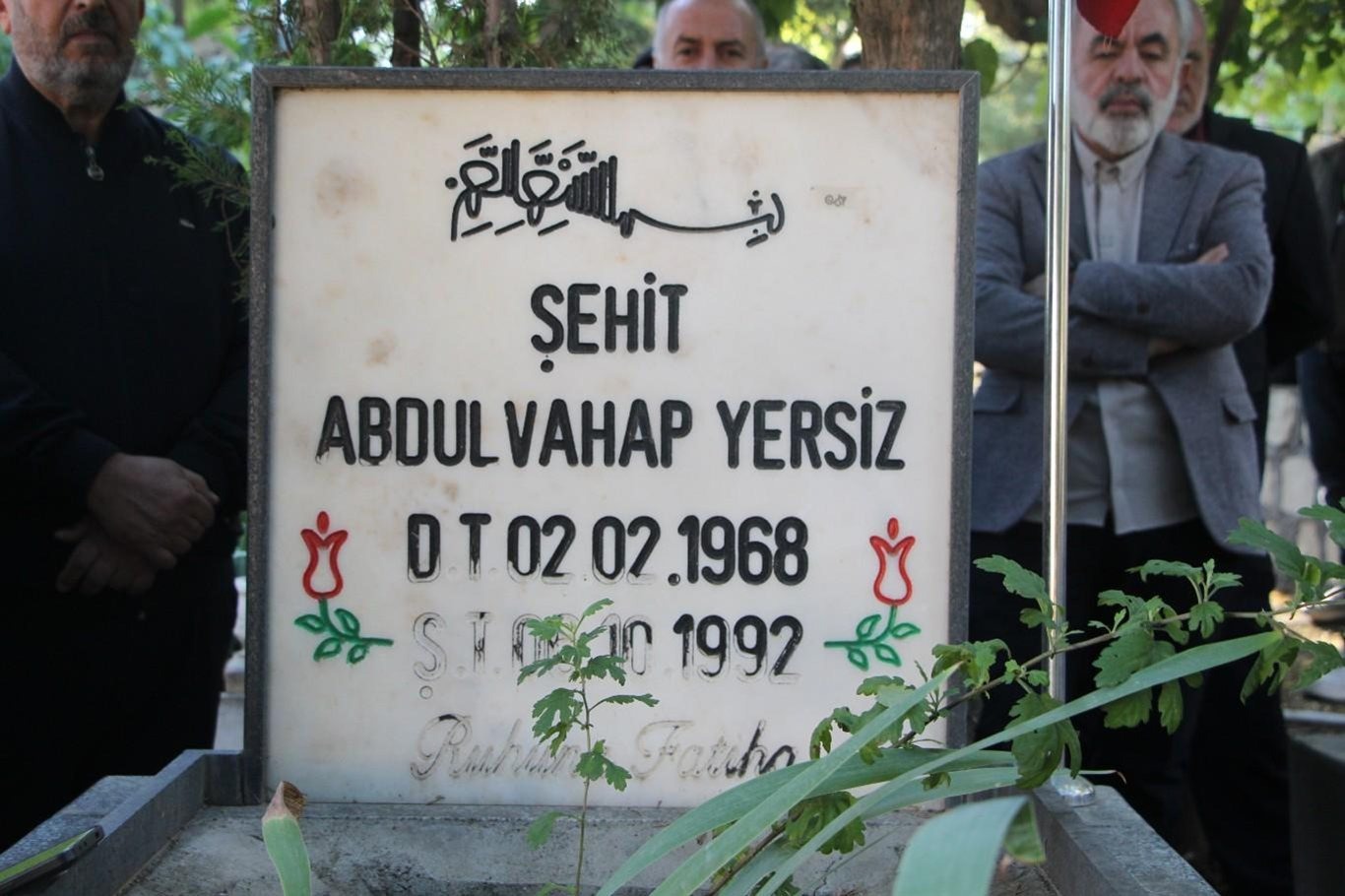Mamosteyê Dibistana Şehîdan Abdulvahap Yersîz, li ser gora xwe hat bîranîn