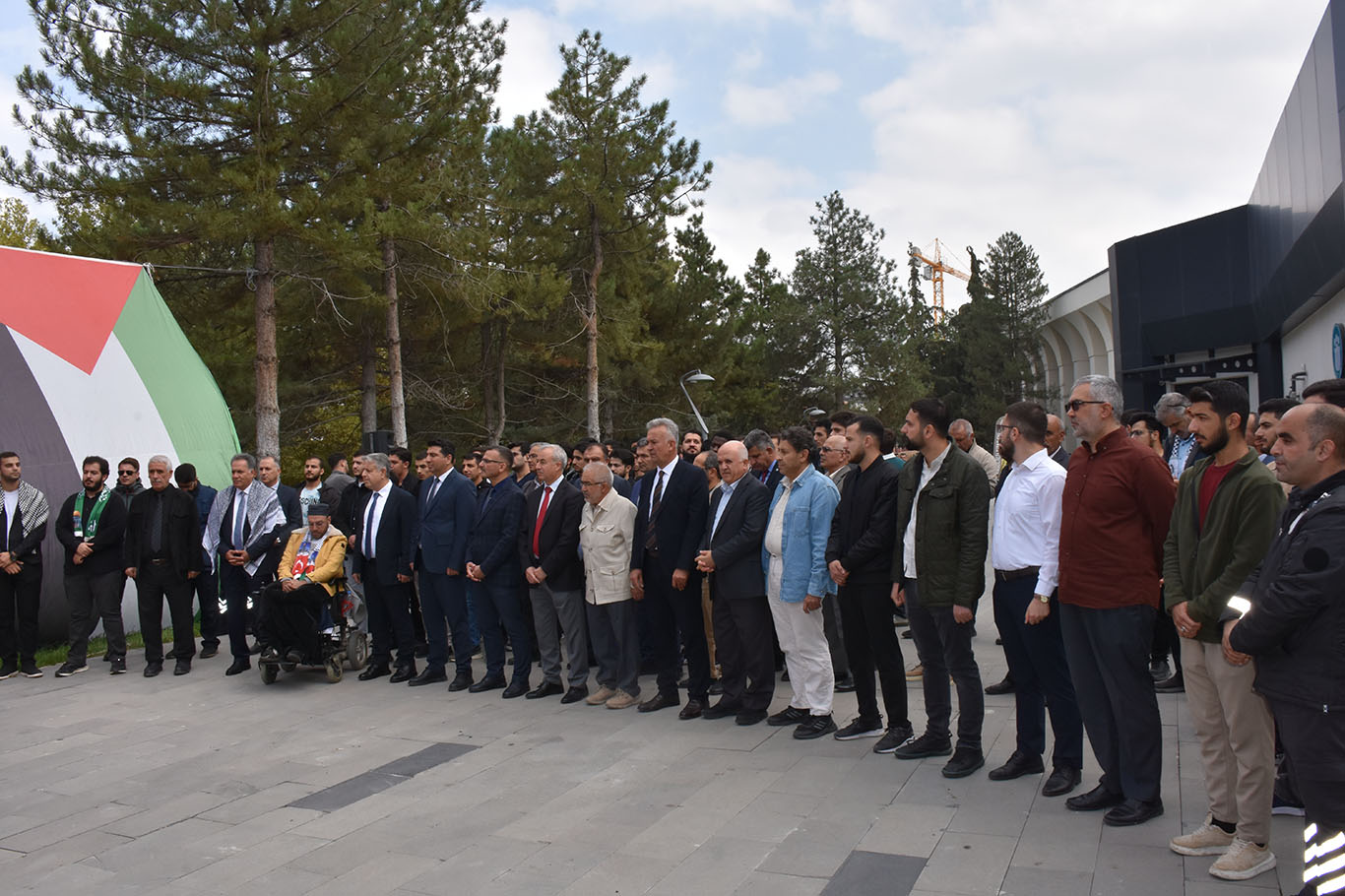 İnönü Üniversitesinde Gazze için dayanışma yürüyüşü