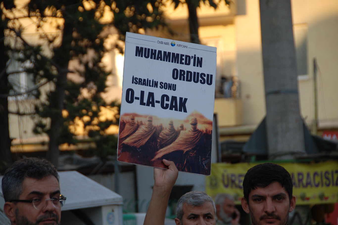 İzmir'de Aksa Tufanı'nın yıl dönümünde Gazze'ye destek açıklaması