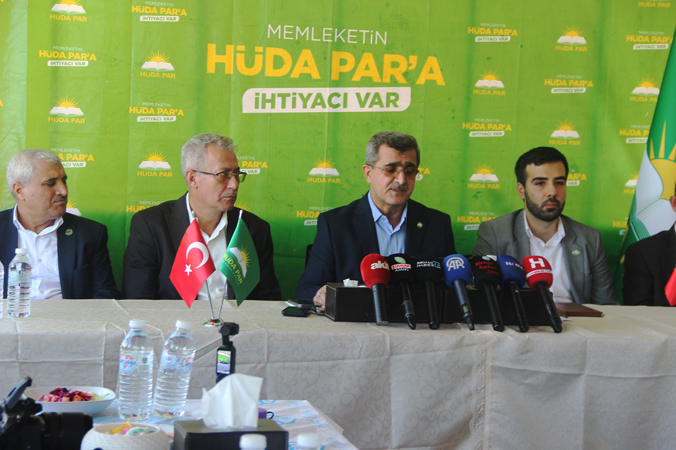 HÜDA PAR'DAN ŞIRNAK RAPORU: SAHA TESPİTLERİ PAYLAŞILDI, ÇÖZÜM ÇAĞRISINDA BULUNULDU