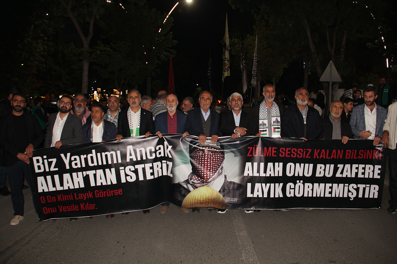 Batman'da on binler Gazze ve Kudüs için yürüdü