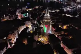 پرچم فلسطین بر برج گالاتا در استانبول به نمایش درآمد