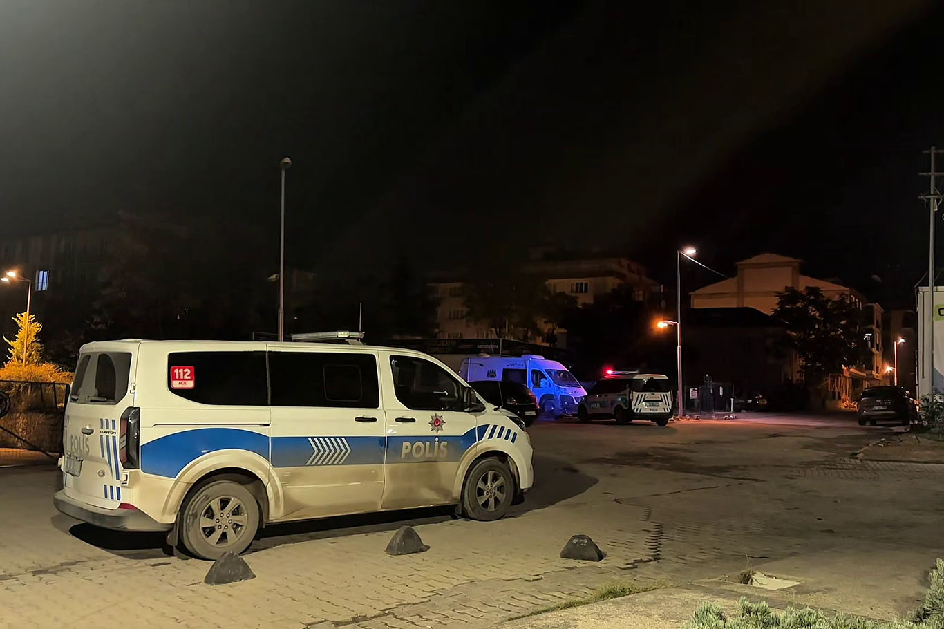 Malatya'da bir şahıs 2 kişiyi tabancayla vurarak kayıplara karıştı