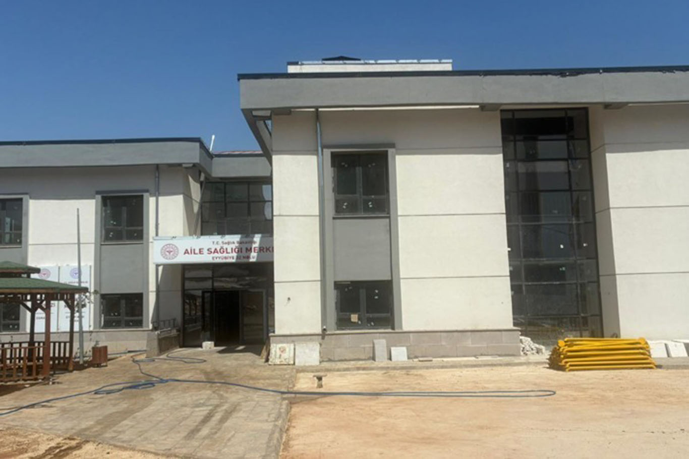 Şanlıurfa'da 8,5 milyar liralık sağlık yatırımı: 16 tesisin yapımı sürüyor