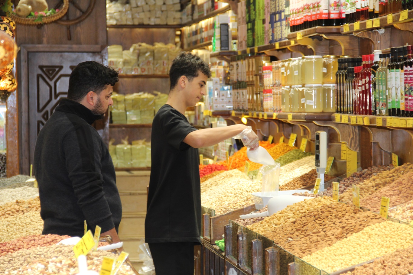 Havaların soğumasıyla kuruyemiş sezonu hareketlendi