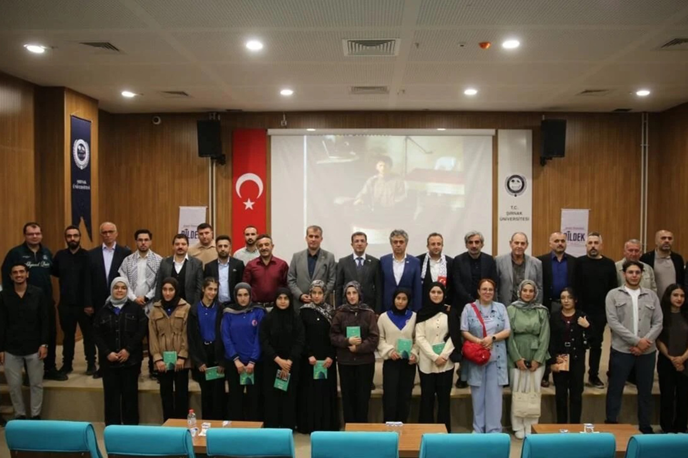 Şırnak Üniversitesinde "İnsanlık İmtihanımız Gazze" konulu konferans gerçekleştirildi