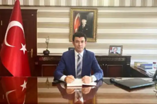 Afyonkarahisar Vali Yardımcısı silahla vurulmuş halde bulundu