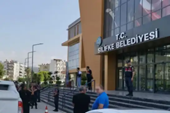 CHP'li Silifke Belediyesine ikinci operasyon: Tutuklu sayısı 14'e yükseldi