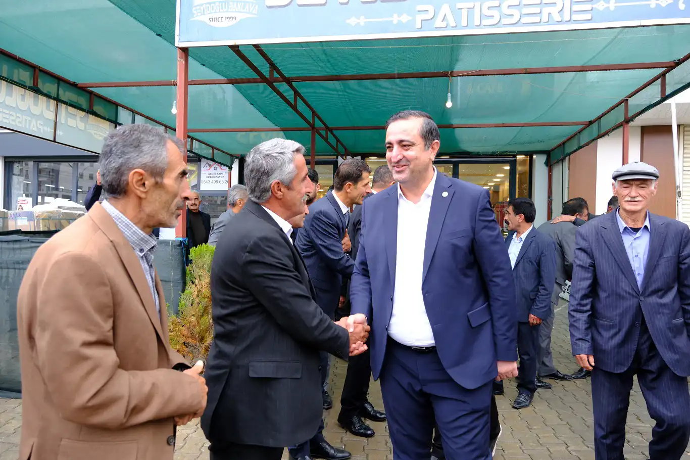 HÜDA PAR Milletvekili Ramanlı Yüksekova’da halkın sorun ve taleplerini dinledi