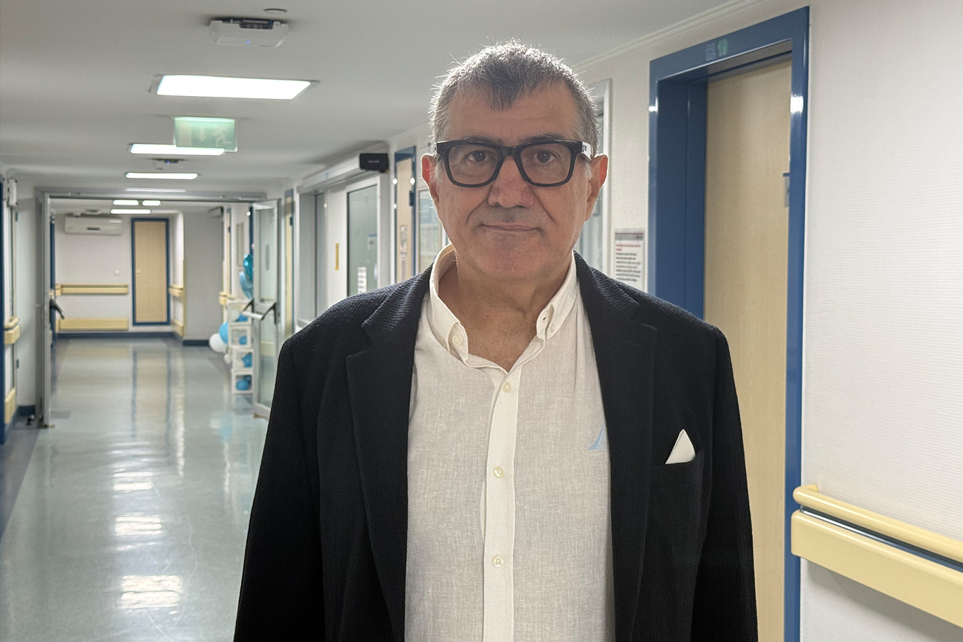 Henüz doğmamış 2 çocuk anne karnında ameliyat edildi