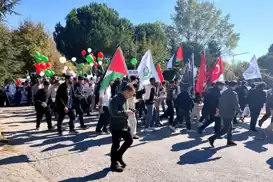 Sakarya'da Aksa Tufanı'nın 3'üncü yıl dönümünde üniversiteli gençler Gazze için yürüdü