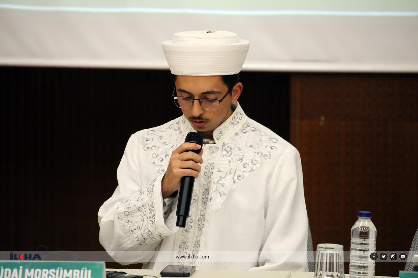 HÜDA PAR holds panel on mother tongue education in Diyarbakır