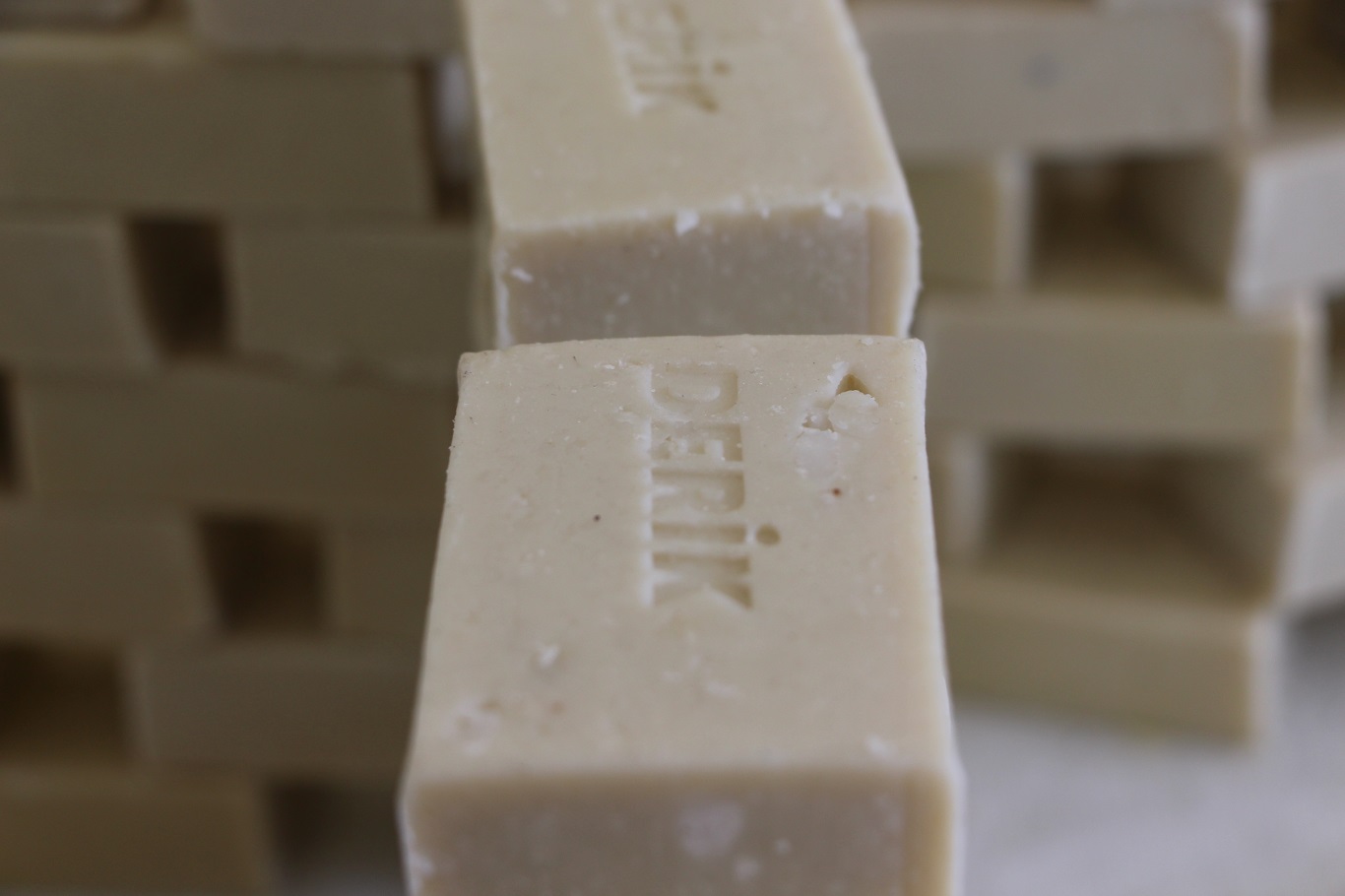 Okuldaki öğrenciler tarafından Derik zeytinyağından üç çeşit sabun üretimi yapılıyor