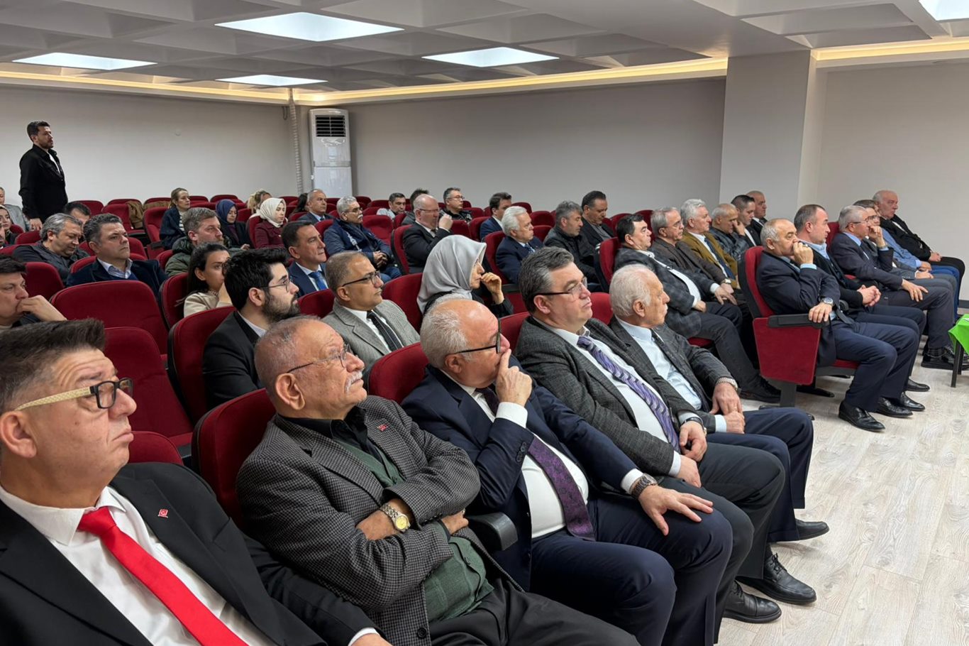 Bursa’da oda başkanlarına tütünle mücadele eğitimi verildi