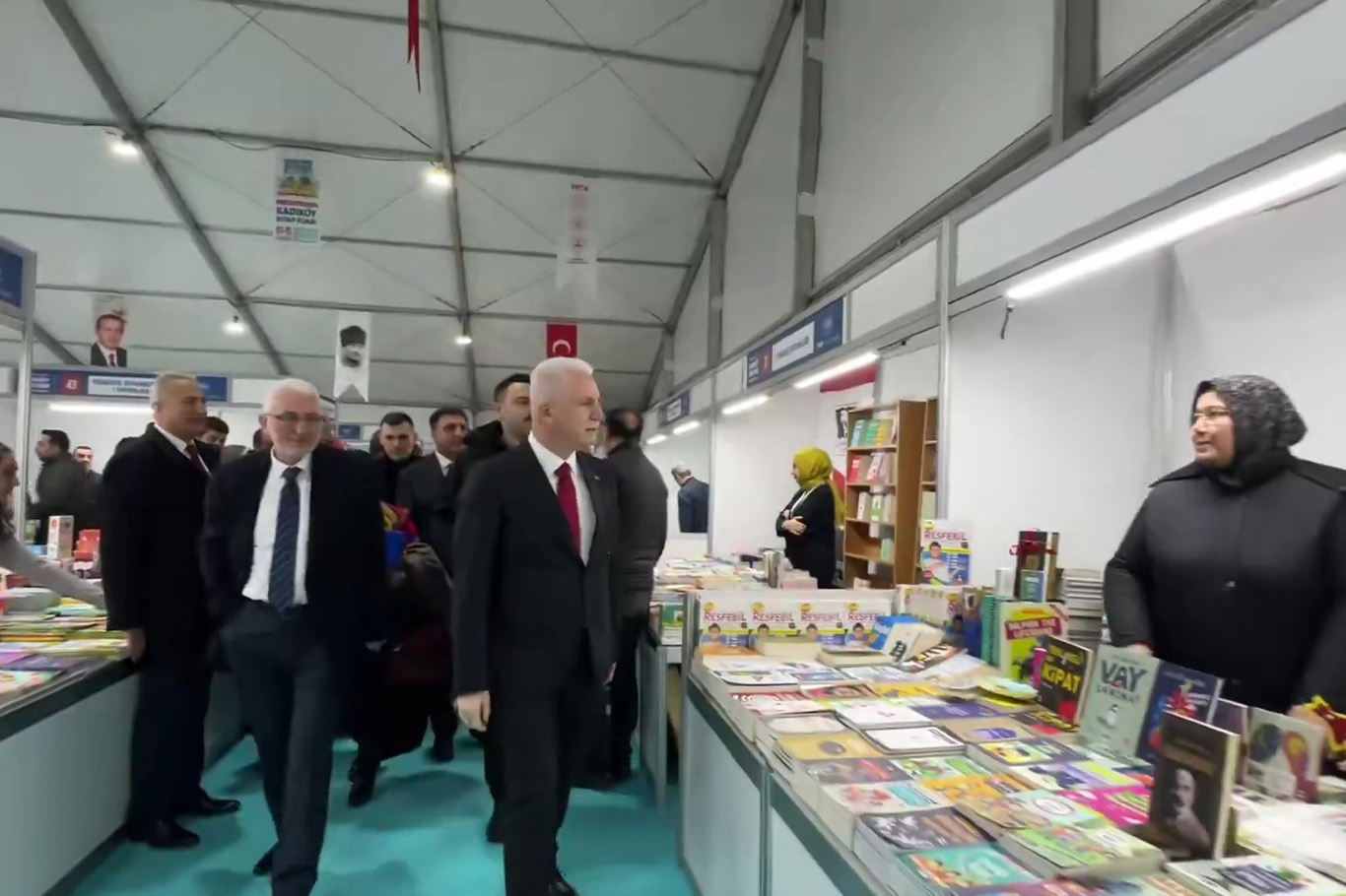 İstanbul’da kitap fuarları 39 ilçede kitapseverlerle buluşuyor