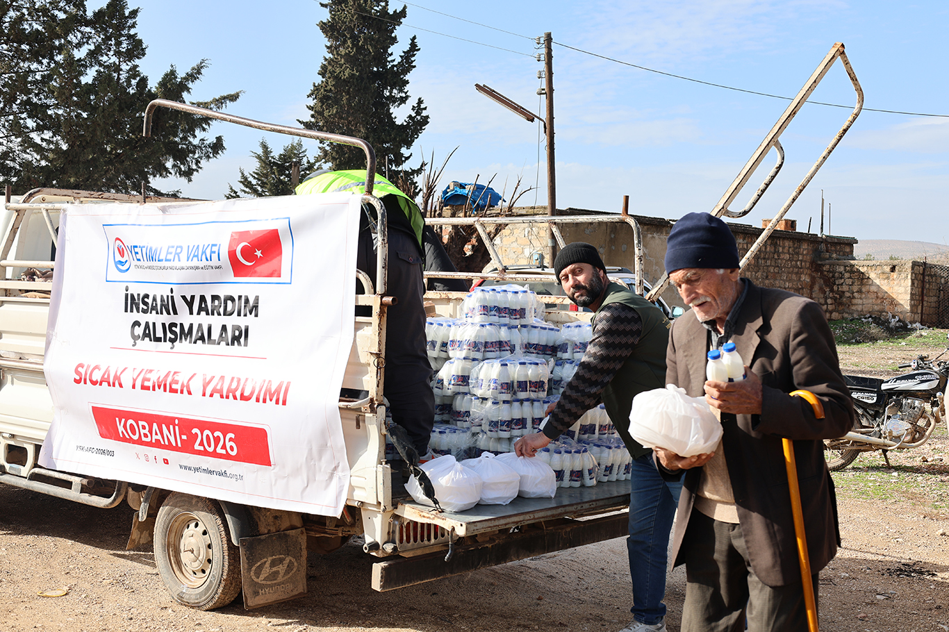 Yetimler Vakfı’ndan Kobani’de sivil halka insani yardım